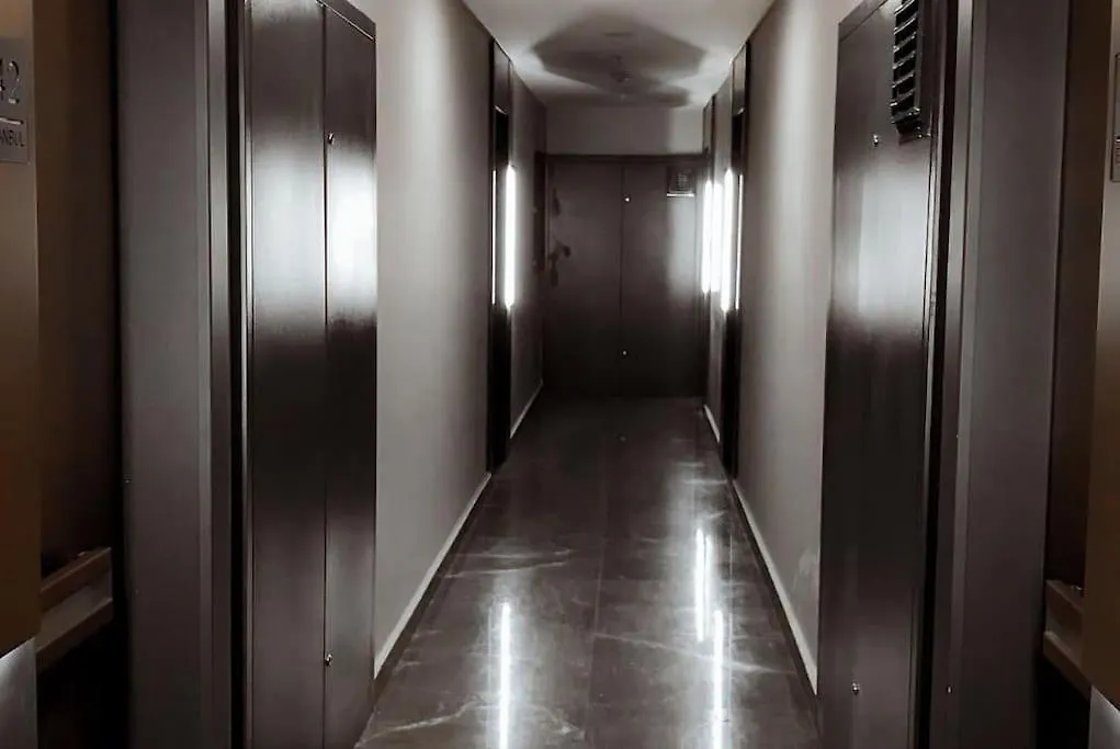 Secured Lux 2 + 1 Apartment - Gym, Sauna & Parking Istanbulská provincie